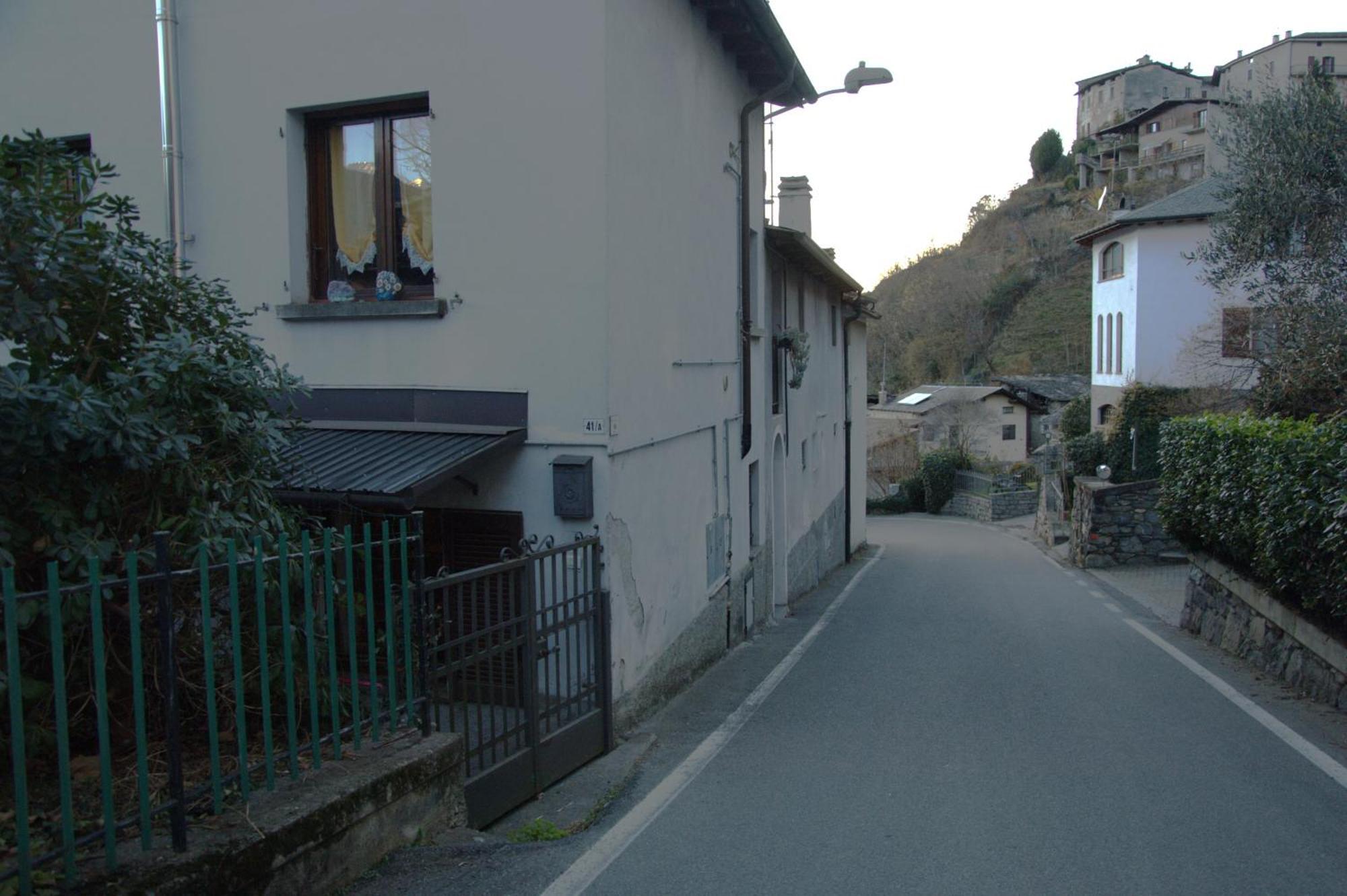 Typical Apartment In Valtellina Sondrio Ngoại thất bức ảnh